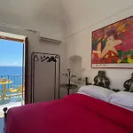 La Dolce Vita a Positano boutique hotel